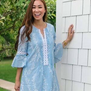 Lilly Pulitzer Hollie Tunic Baby Blue w/ Yellow Flowy Sleeves Small